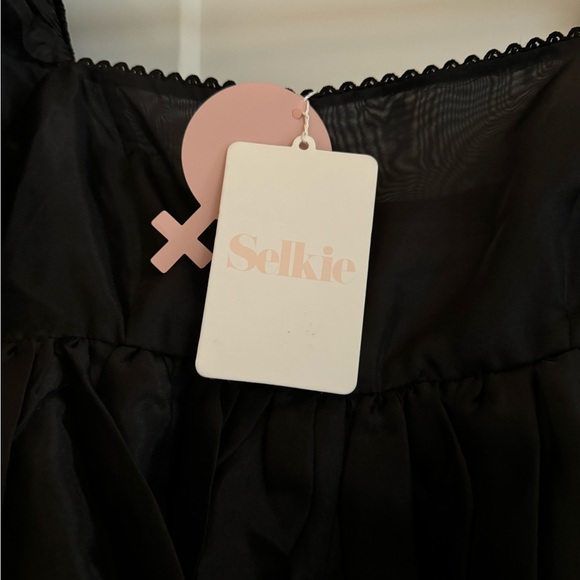 Selkie NWT - The Puff Dress in Black - Picture 5 of 6